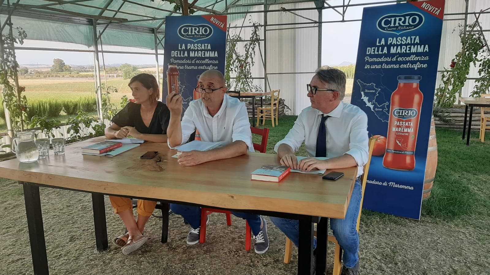 la conferenza stampa di Conserve Italia in Maremma