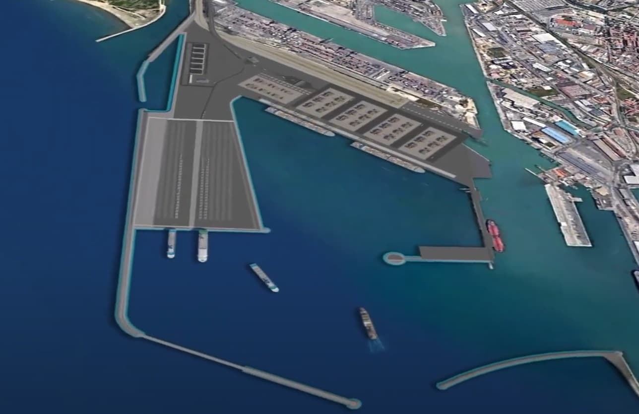Il rendering della Darsena Europa, il progetto di ampliamento del porto di Livorno destinato a raddoppiare i traffici