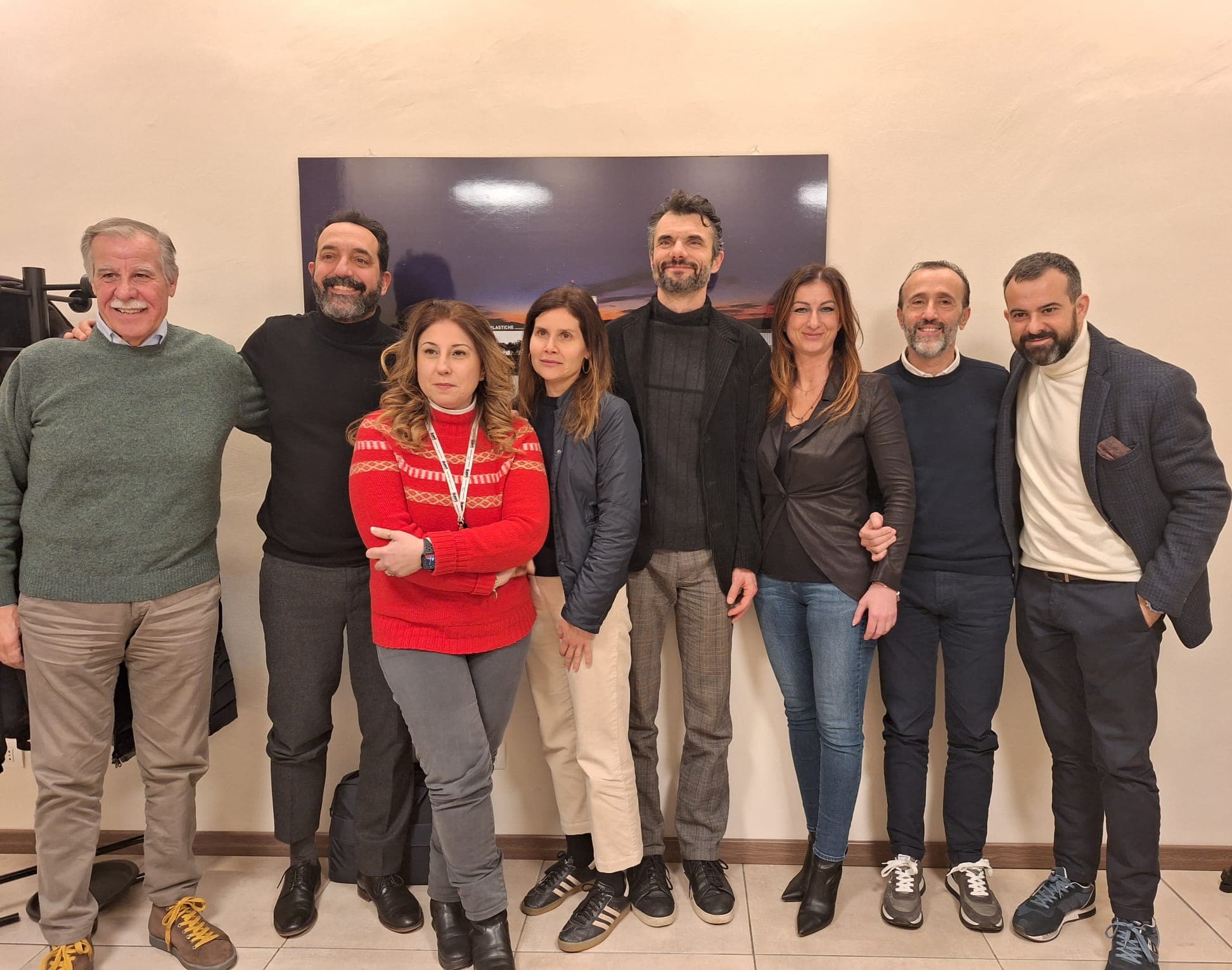 Lo staff di Capp Plast con il sindaco Biffoni
