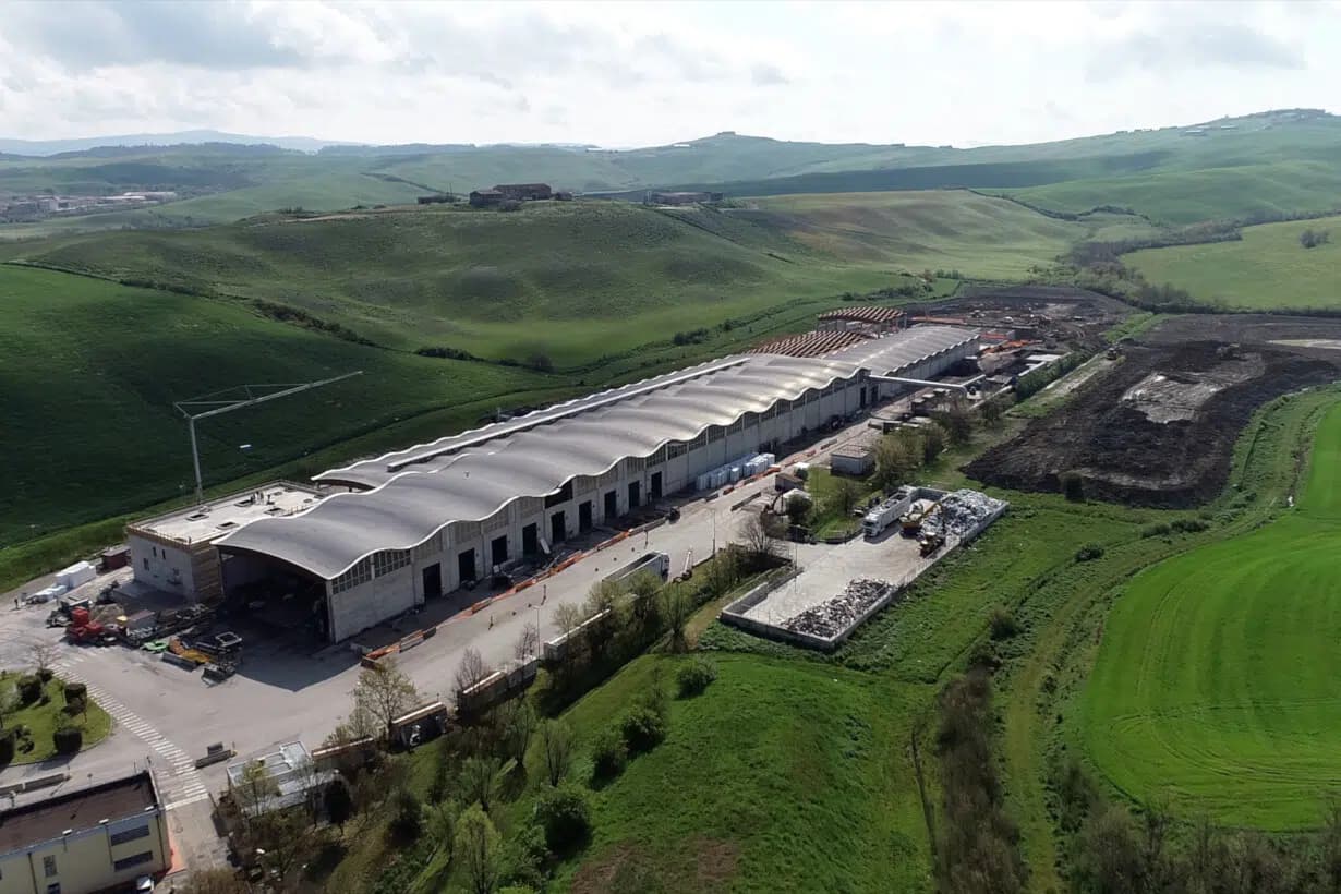 Il nuovo impianto di riciclo delle Cortine di Sienambiente nel Comune di Asciano, inaugurato poche settimane fa