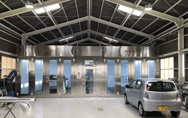 Una cabina di verniciatura di Saima Meccanica che ha sede a Indicatore-Arezzo