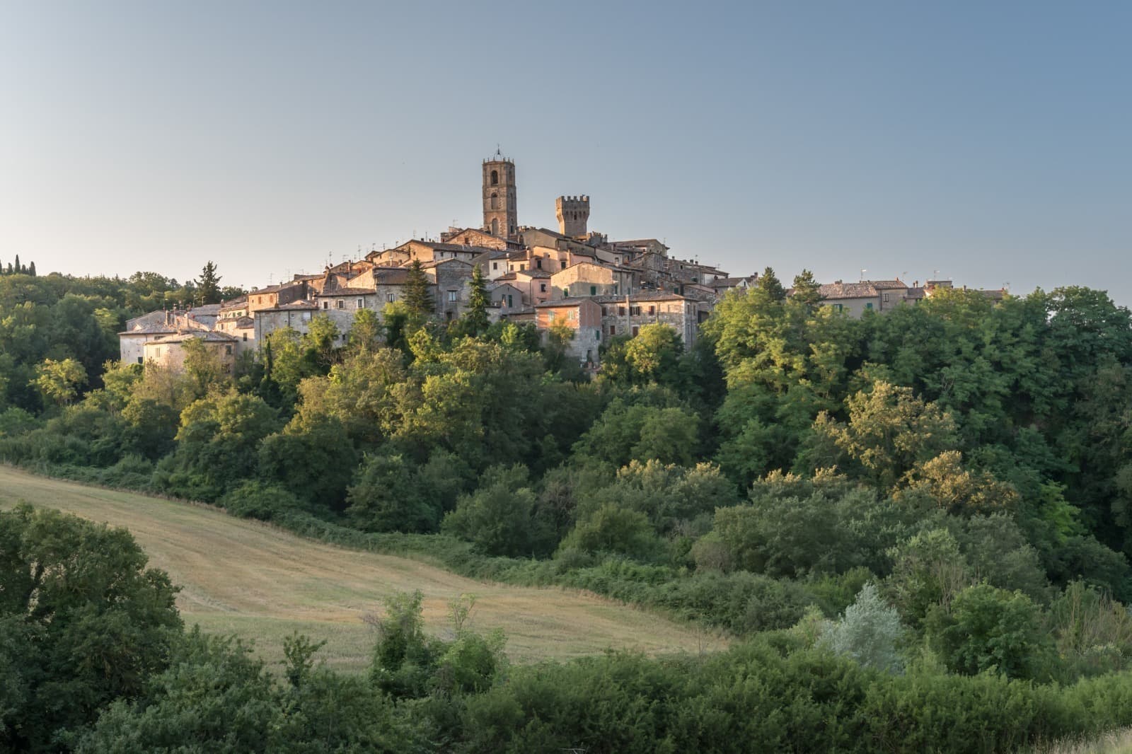 Il borgo di San Casciano Bagni.