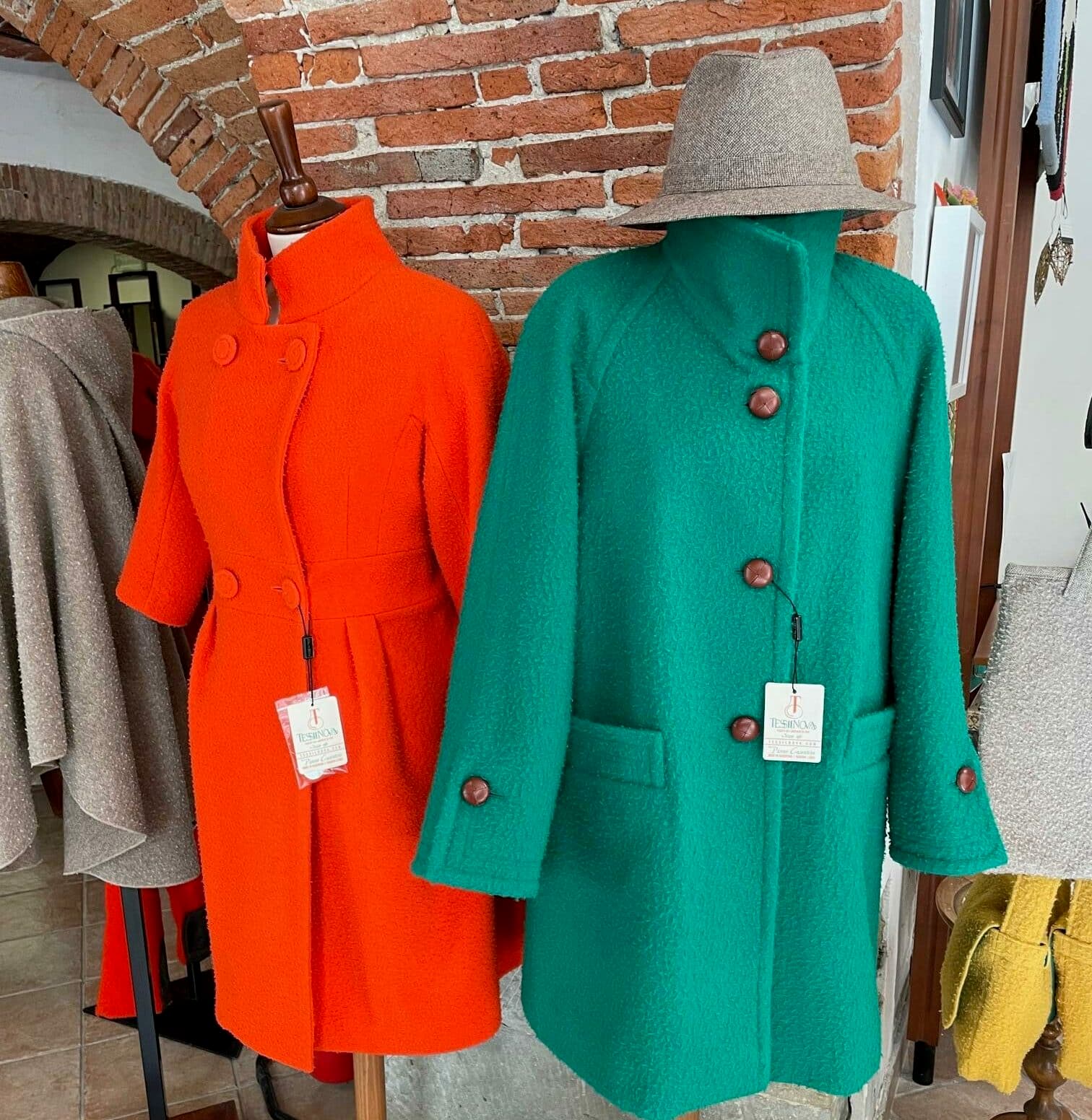 I cappotti in panno casentinese prodotti dall'azienda Tessilnova