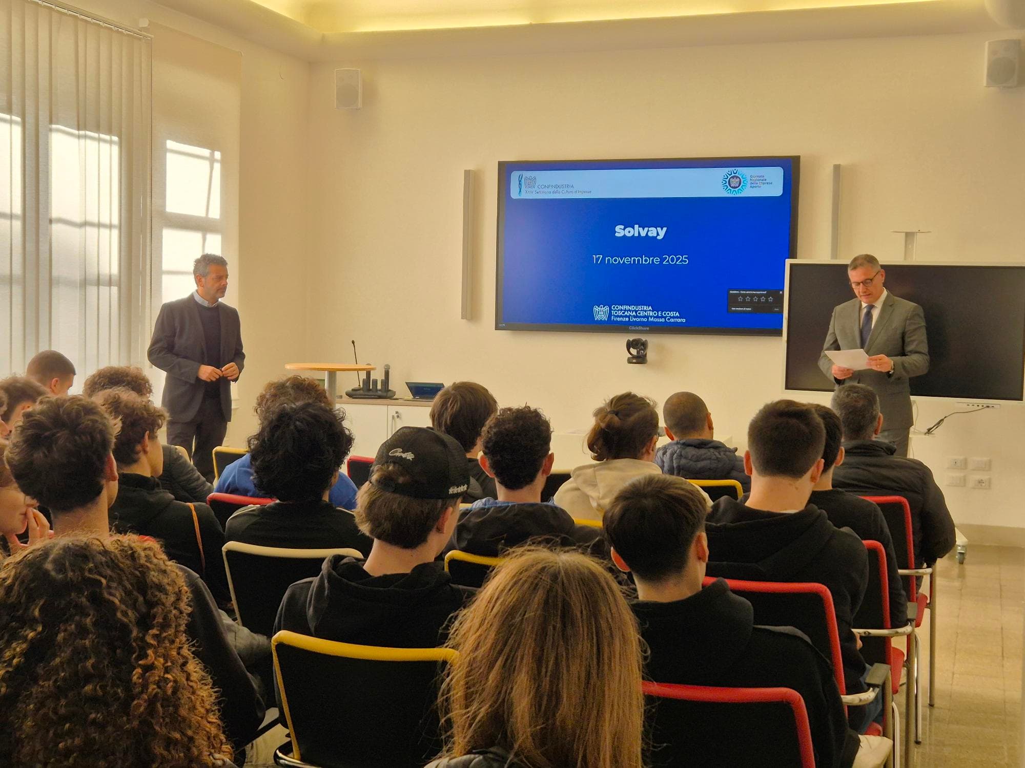 Studenti in visita alla Solvay per la Giornata Nazionale Imprese Aperte.