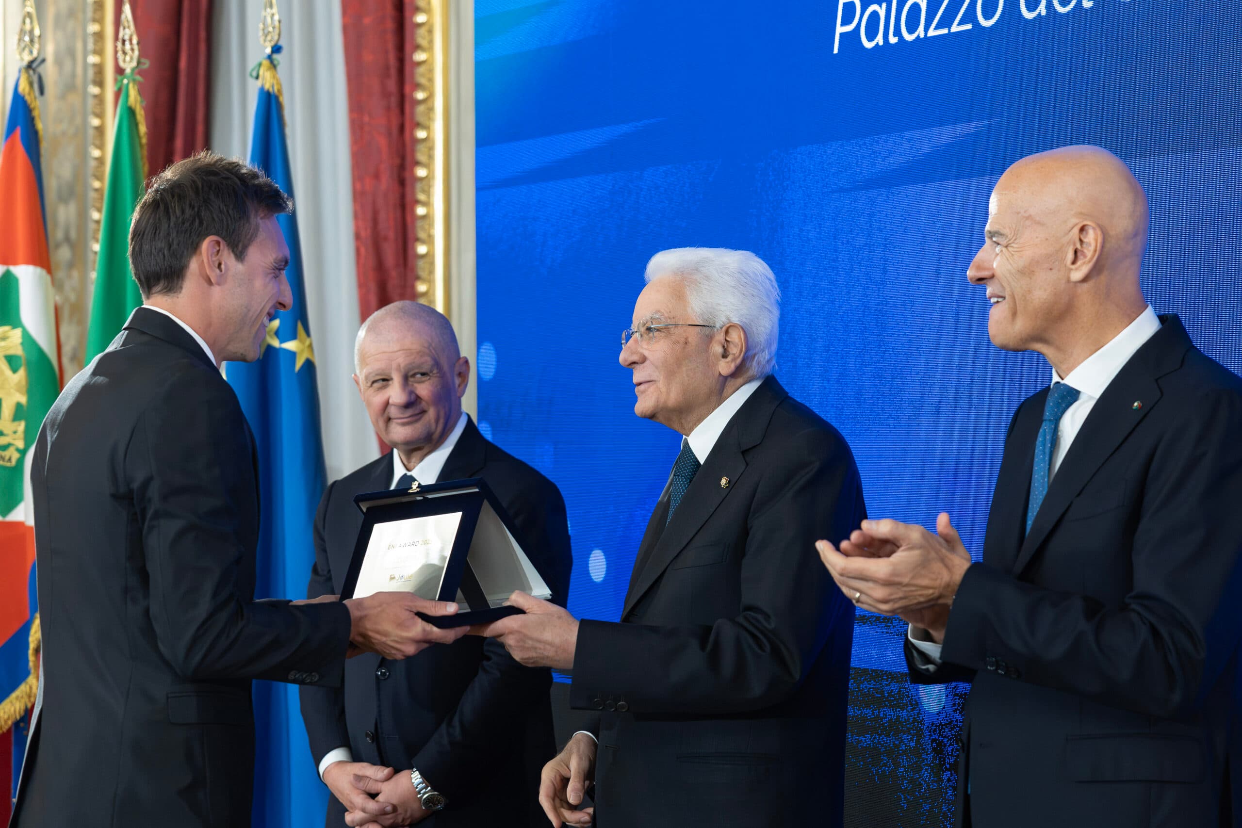Gianni Cordaro premiato dal presidente della Repubblica Mattarella