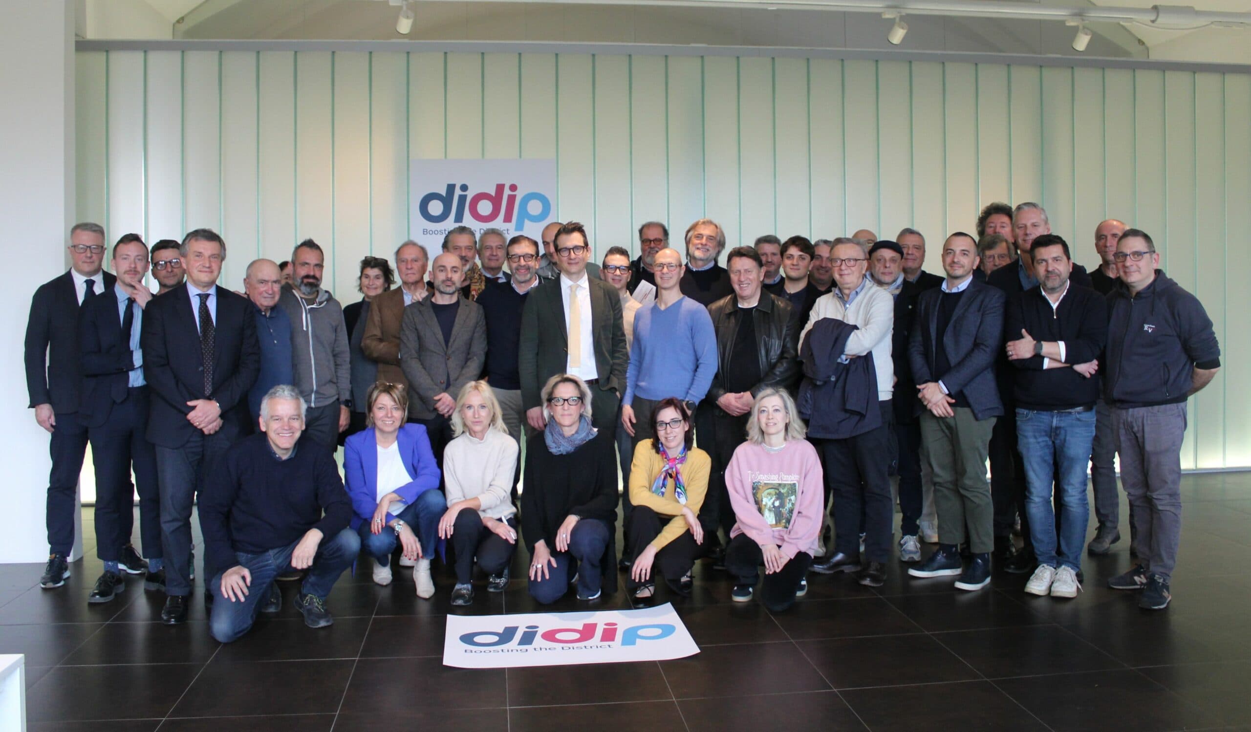 Gli aderenti a Didip alla presentazione alla Camera di Commercio di Prato