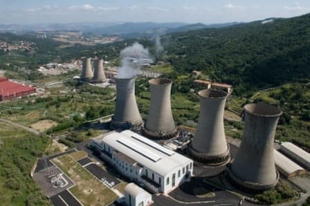 Il polo geotermico di Larderello