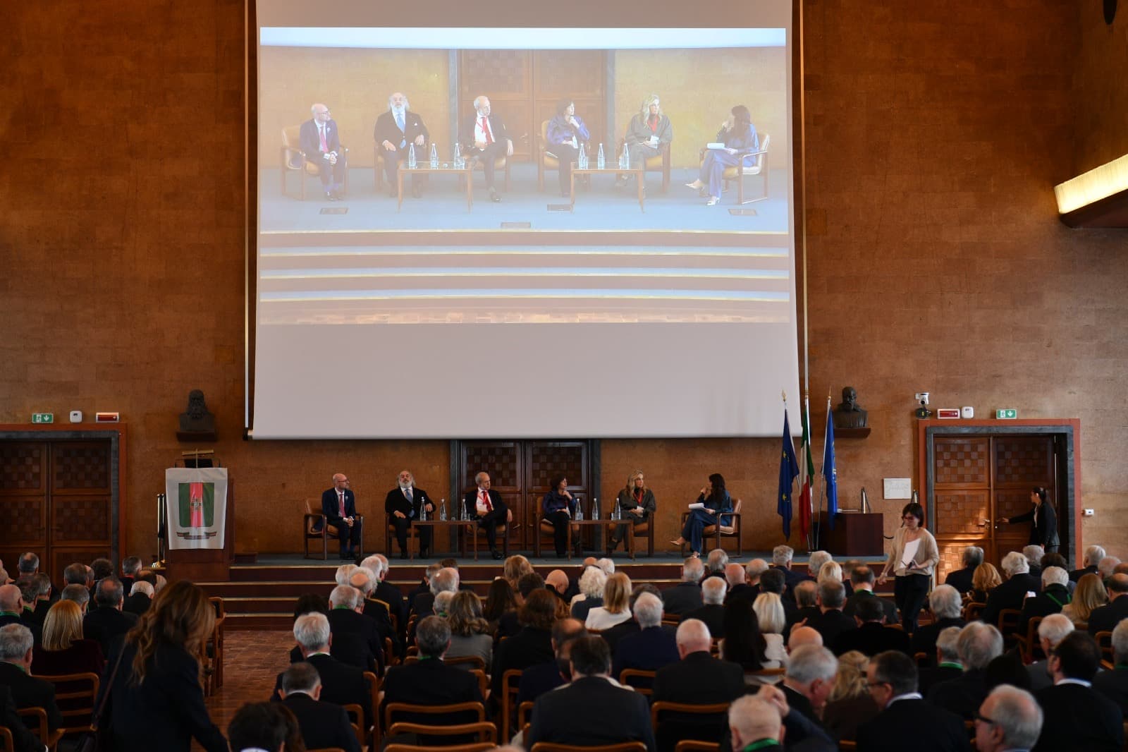 Il convegno dei Cavalieri del Lavoro all'Istituto di Scienze militari aeronautiche di Firenze