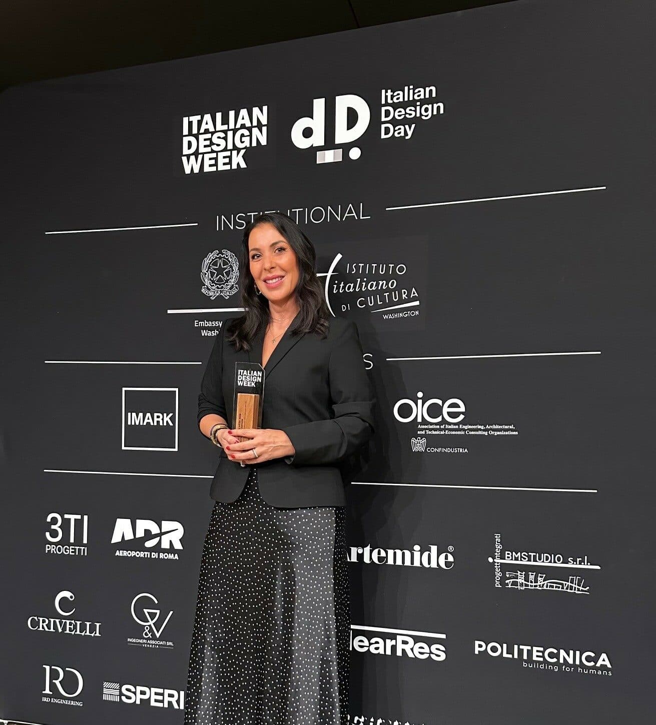 Azzurra Morelli CEO Pellemoda vince a Washington l'Excellence in Sustainable Innovation Award.