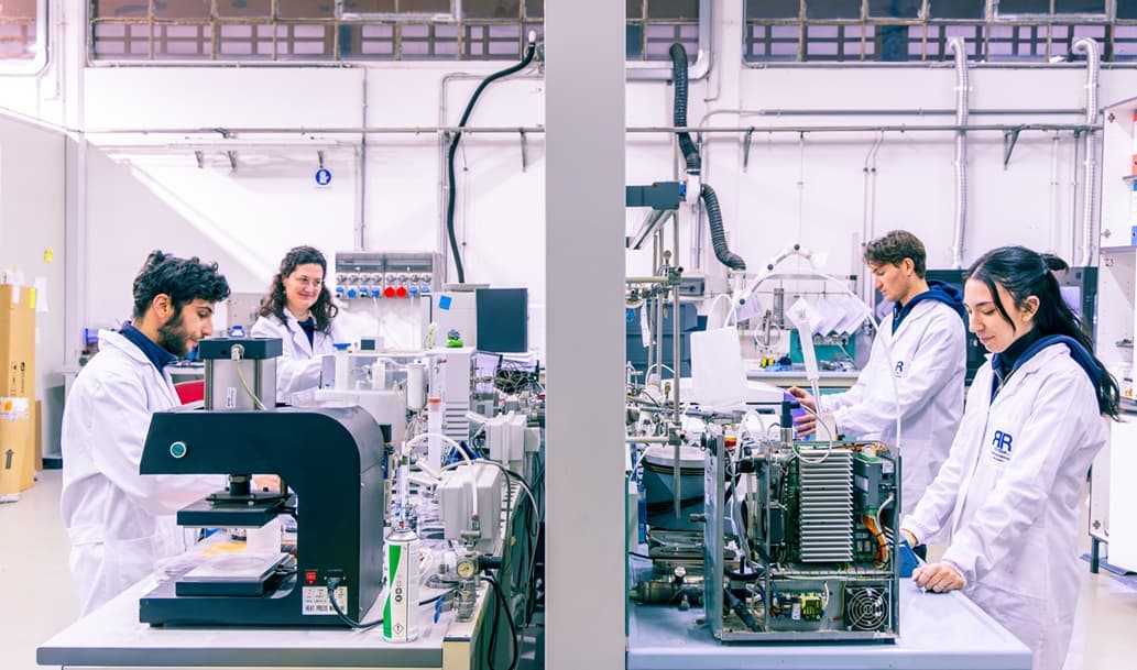 Un reparto di produzione di Erredue