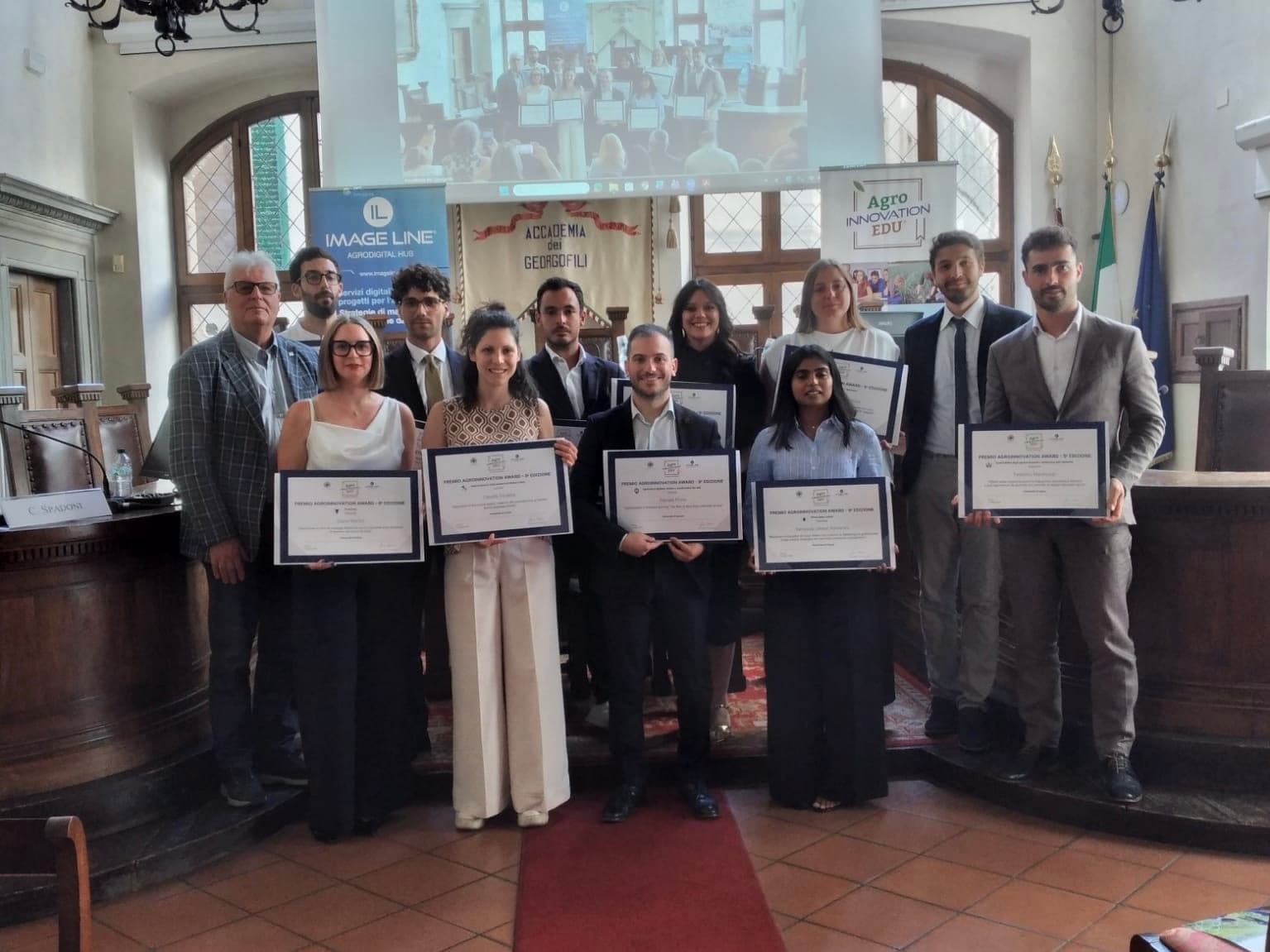 Gli studenti autori delle dieci tesi premiate