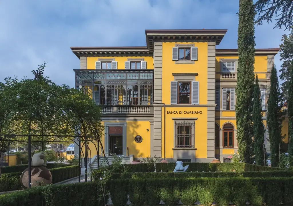 La sede fiorentina di Banca Cambiano