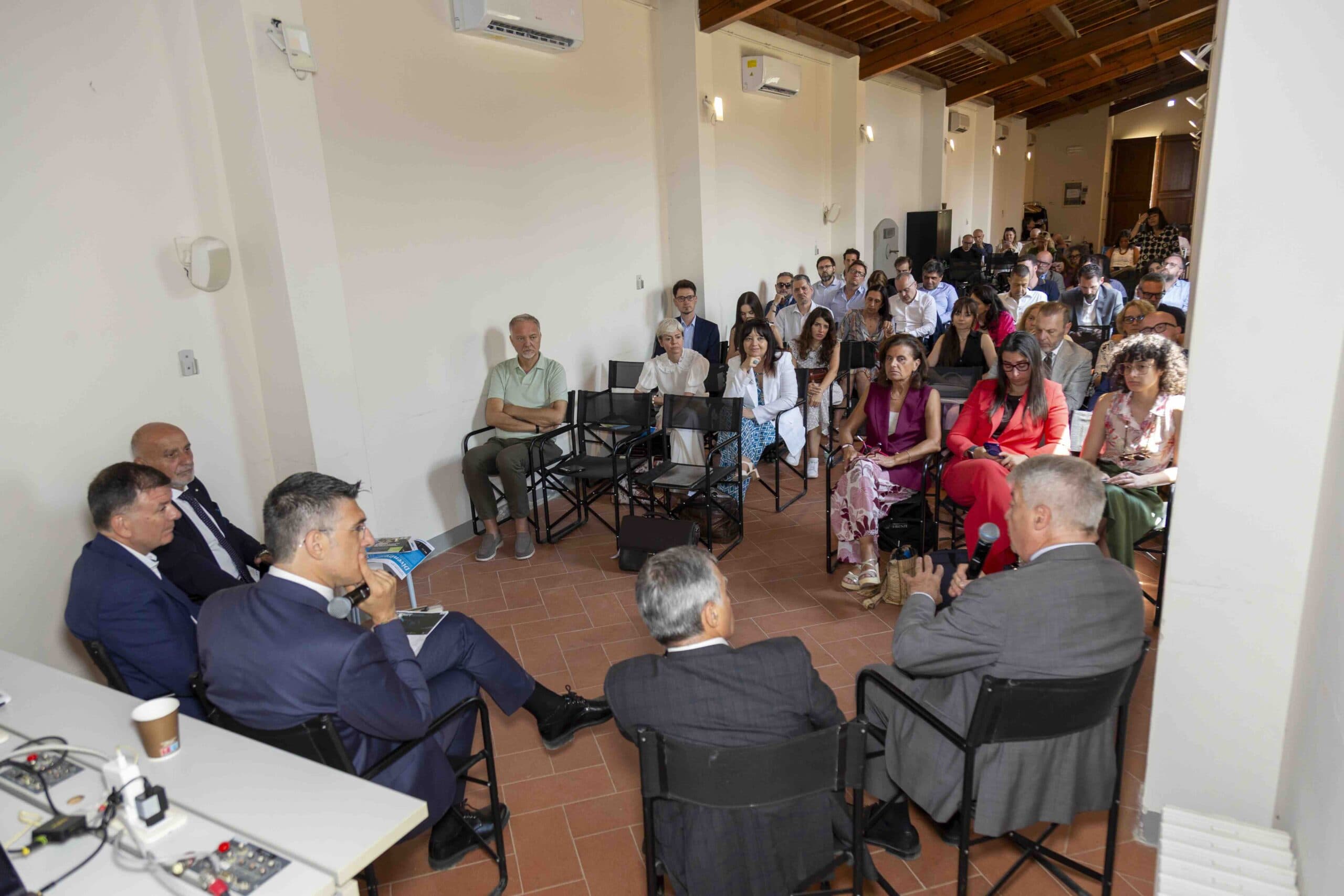 Un momento del dibattito a Villa Bardini
