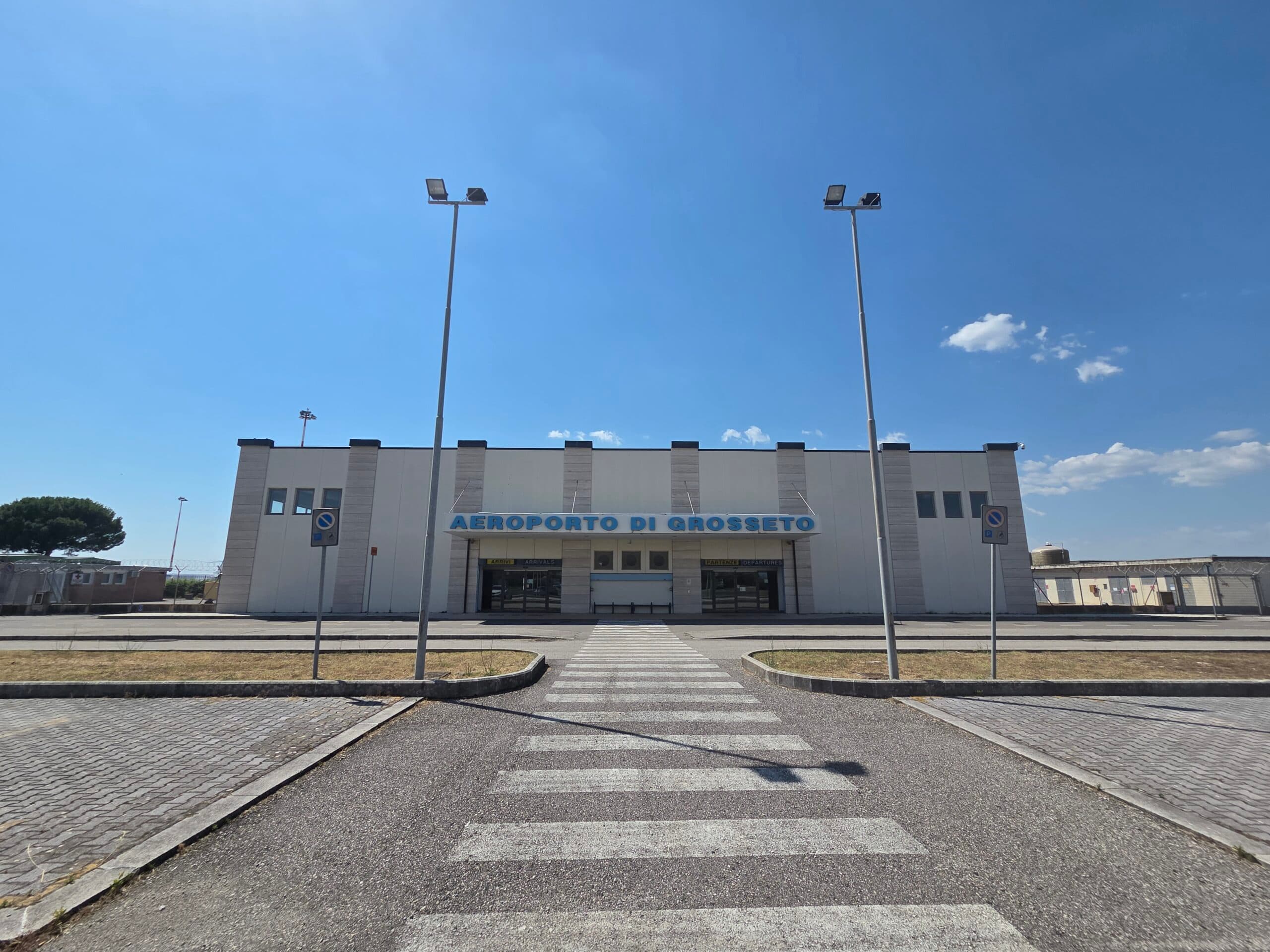 L'aerostazione dell'aeroporto di Grosseto