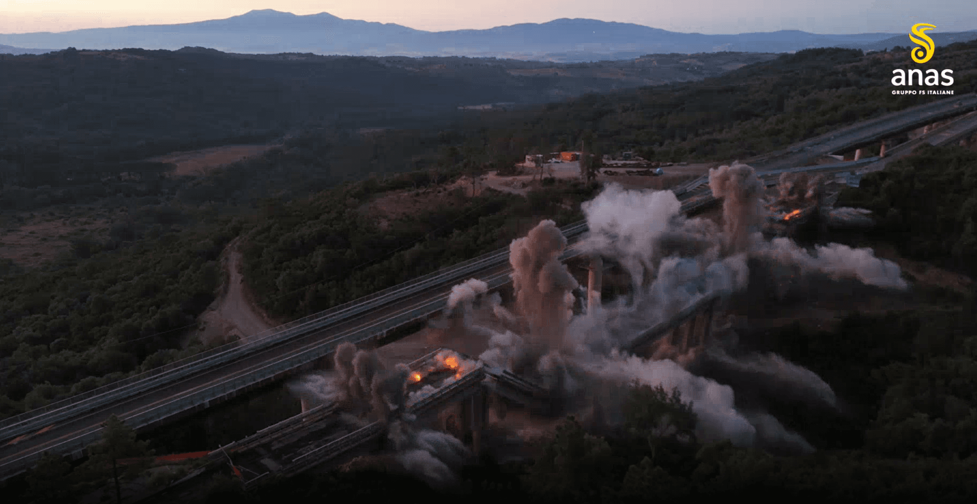 Il brillamento del viadotto