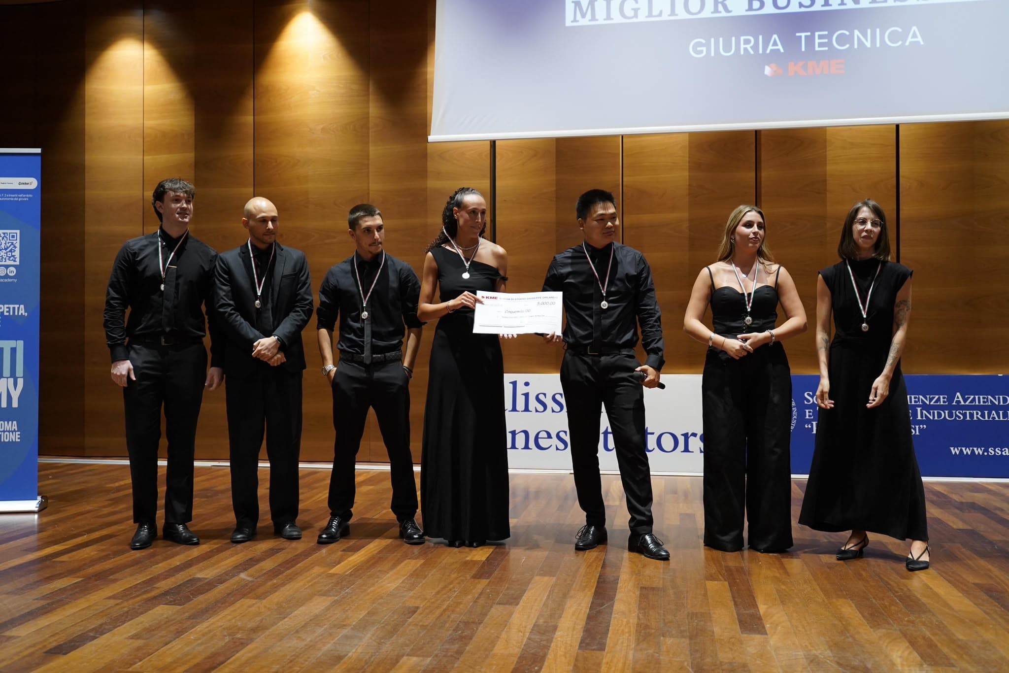 La cerimonia di premiazione degli allievi