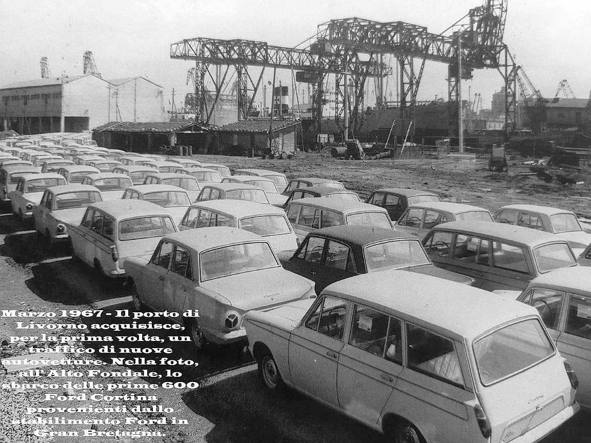Il primo sbarco di Ford Cortina a Livorno: era il 1967