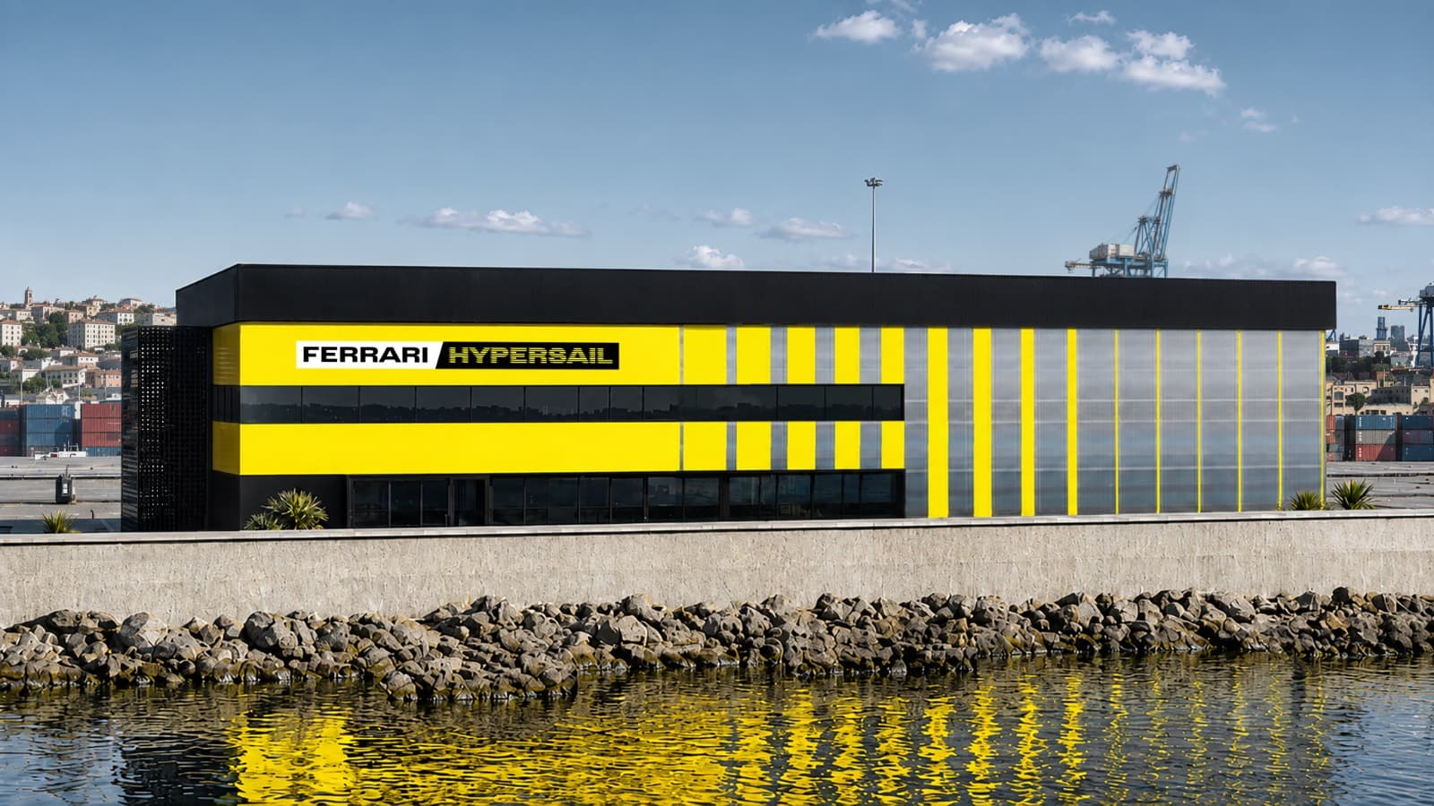 L'hangar Ferrari Hypersail che sorgerà nell'area di Azimut Benetti a Livorno