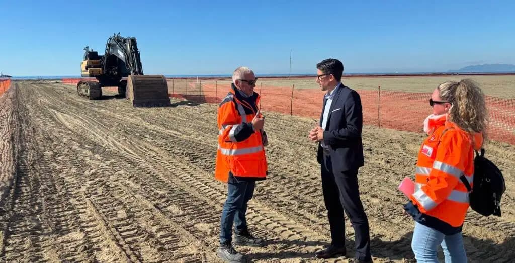 Il sopralluogo dell'assessore regionale Filippo Boni al cantiere del sabbiodotto